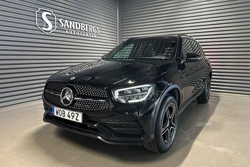 Begagnad Mercedes GLC300e AMG 211 HK (155 kW) 2021 Svart SUV