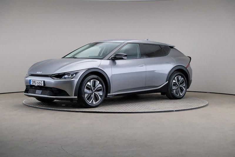 Grå Begagnad 2022 Kia EV6 4 SUV | 319 000 kr - Bild 1/4