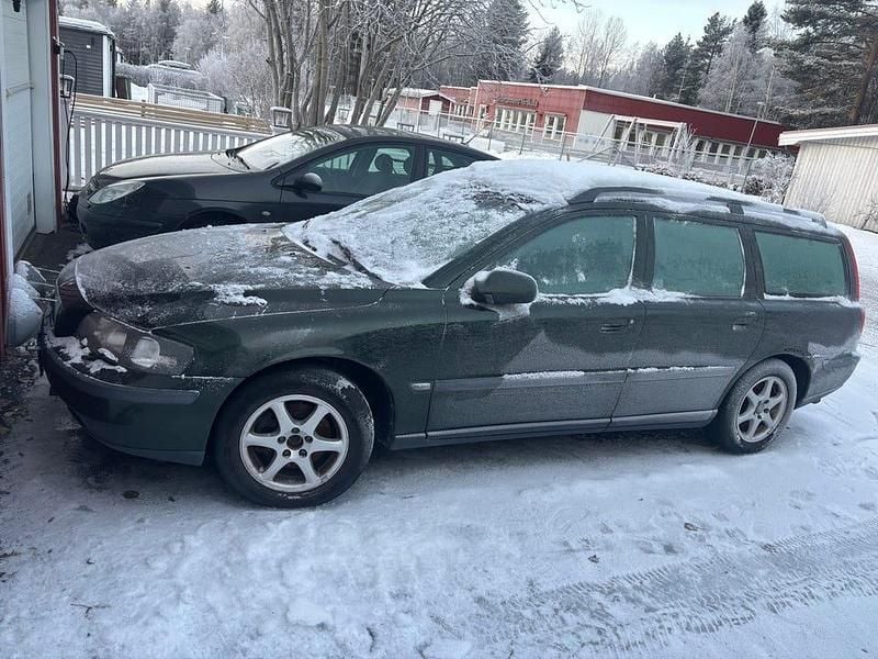 Begagnad 2000 Volvo V70 Kombi | 5 000 kr - Bild 1/1