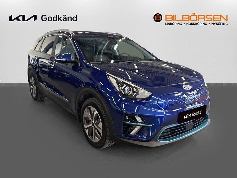 Begagnad Kia e-Niro Advance 150 kW (204 HK) 2021 Blå SUV
