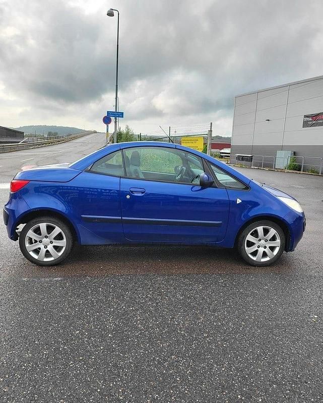 Begagnad Mitsubishi Colt 109 HK (80 kW) 2007 Blå Cab