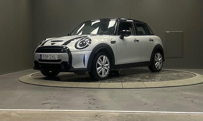 Begagnad Mini Cooper S 178 HK (130 kW) 2021 Silver Halvkombi
