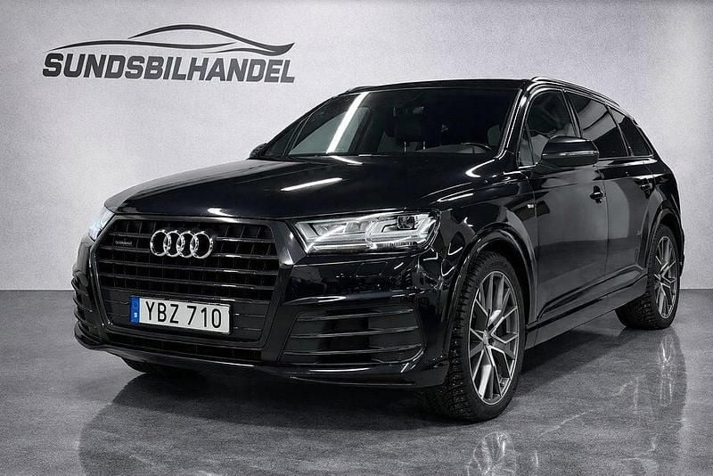 Svart Begagnad 2016 Audi Q7 S-Line SUV | 269 900 kr (Marknadspris) - Bild 1/4