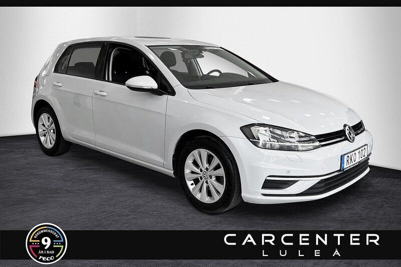 Ljusgrå (grå) Begagnad 2017 VW Golf VII Halvkombi | 169 900 kr (Marknadspris) - Bild 1/4
