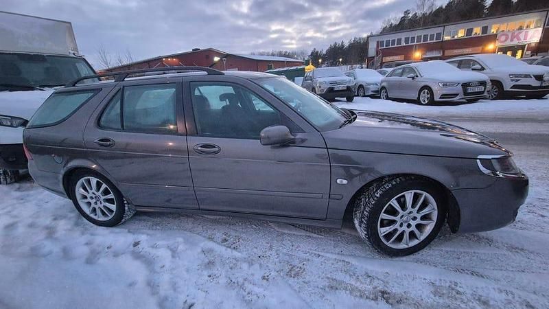 Begagnad Saab 9-5 185 HK (136 kW) 2007 Grå metallik Kombi