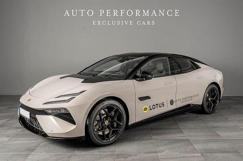 Ny Lotus Emeya 450 kW (612 HK) 2025 Grå Halvkombi