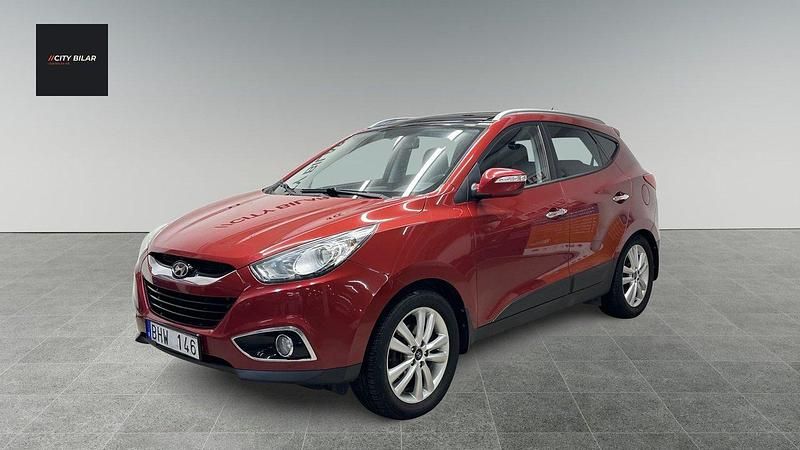 Röd Begagnad 2010 Hyundai ix35 SUV | 74 900 kr (Marknadspris) - Bild 1/4