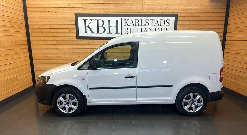 Vit Begagnad 2015 VW Caddy Minibuss | 84 900 kr (Bra pris) - Bild 1/4