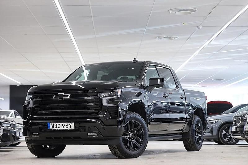 Ny Chevrolet Silverado 2025 Svart Pickup