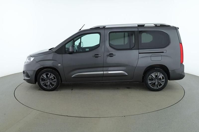Begagnad Toyota Proace Verso City 132 HK (97 kW) 2020 Grå Kombi