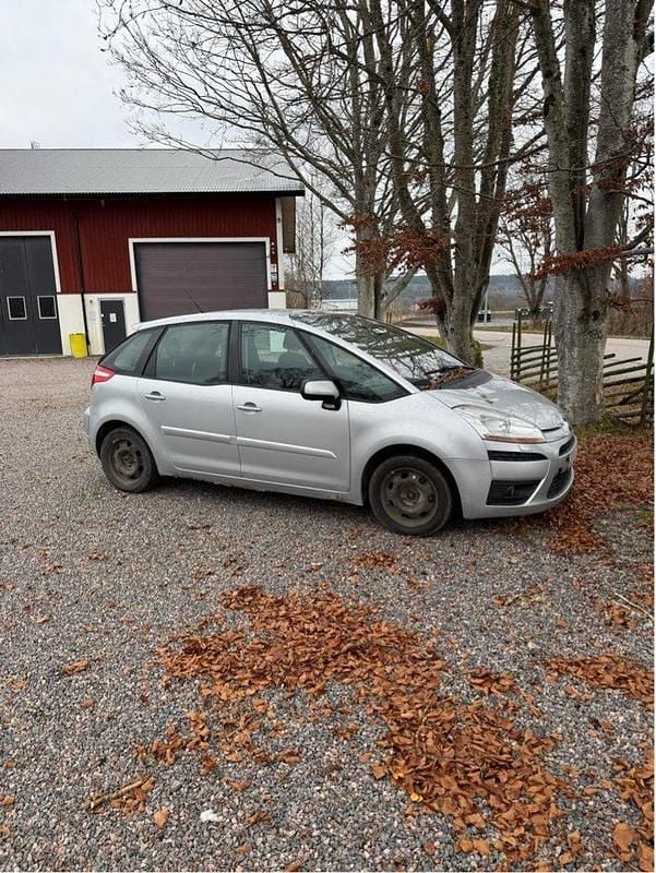 Silver Begagnad 2010 Citroën C4 Picasso Minibuss | 10 000 kr (Superpris) - Bild 1/4