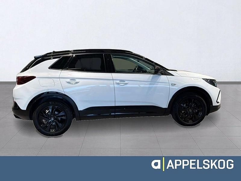 Begagnad Opel Grandland X 131 HK (96 kW) 2023 Vit SUV