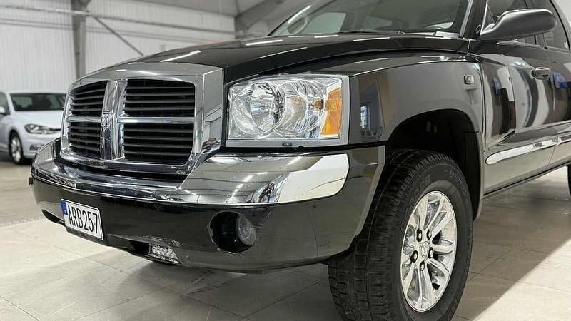 Begagnad Dodge Dakota 238 HK (175 kW) 2007 Svart Pickup