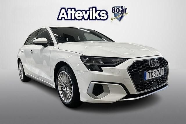 Ibisvit Begagnad 2022 Audi A3 Advanced Plus | 229 000 kr (Marknadspris) - Bild 1/4
