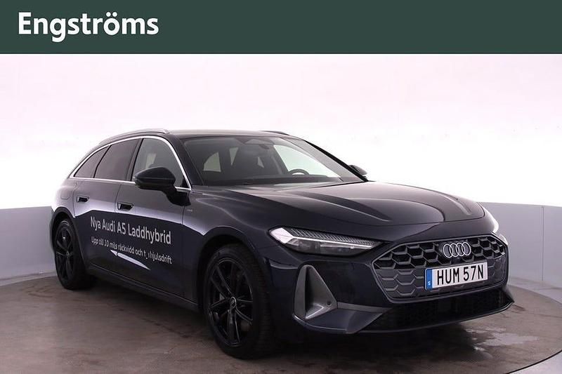 Firmamentblå metallic Begagnad 2025 Audi A5 Proline Kombi | 569 000 kr - Bild 1/4