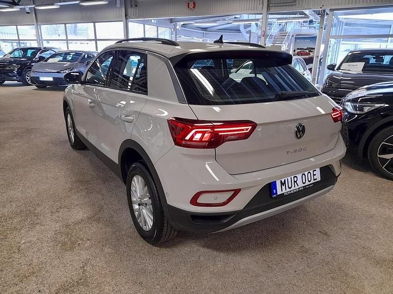 Begagnad VW T-Roc Life 110 HK (80 kW) 2023 Ascot grey SUV