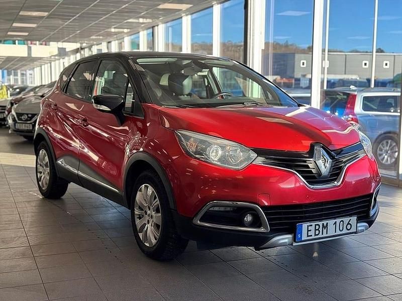 Flerfärgad Begagnad 2015 Renault Captur SUV | 89 900 kr (Marknadspris) - Bild 1/3