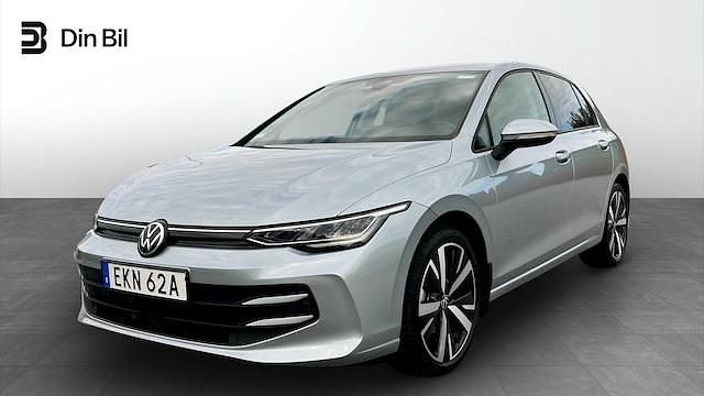 Silver Begagnad 2024 VW Golf VIII Edition Kombi | 309 900 kr (Marknadspris) - Bild 1/4