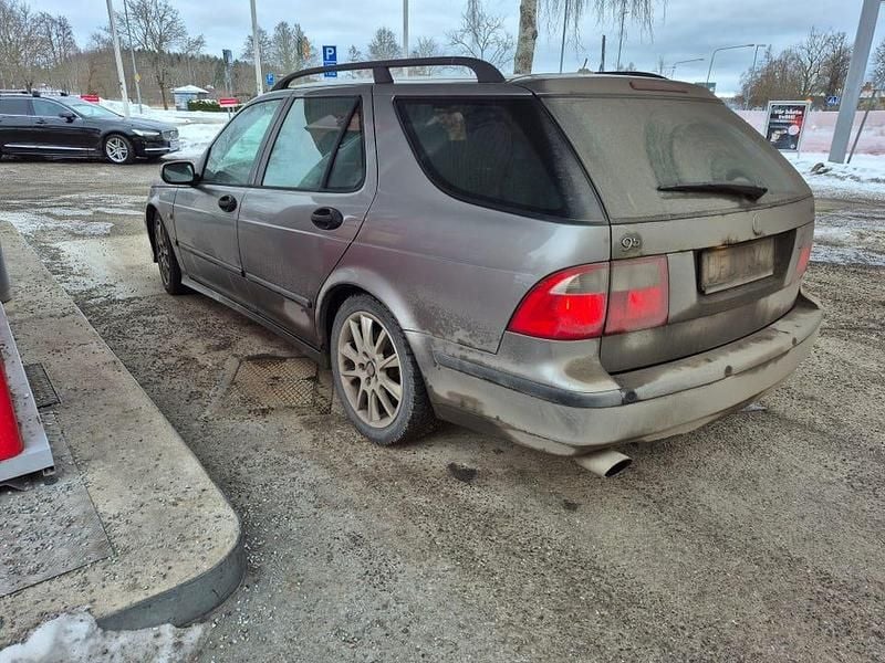 Begagnad Saab 9-5 Aero 250 HK (183 kW) 2003 Kombi