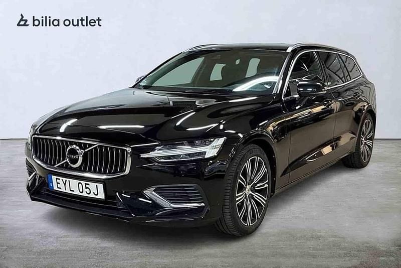 Begagnad Volvo V60 2020 Svart Kombi