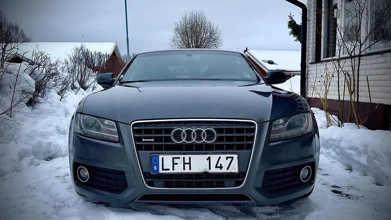 Begagnad Audi A5 211 HK (155 kW) 2011 Sportkupé