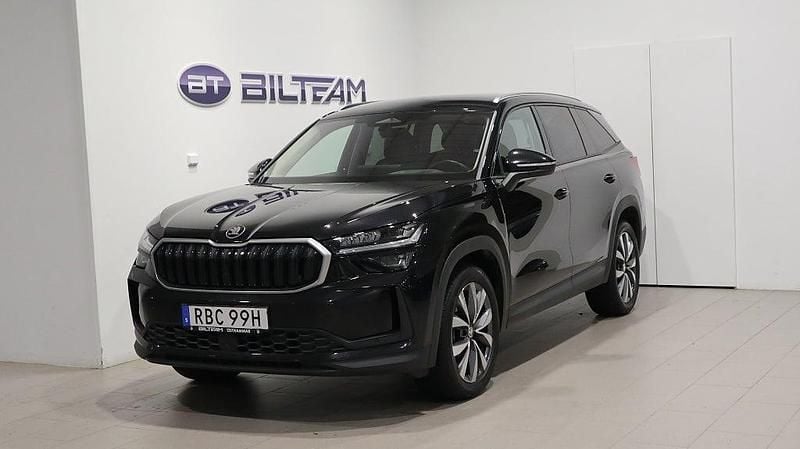 Black magic pärleffekt metallic Begagnad 2024 Skoda Kodiaq Selection SUV | 449 900 kr (Marknadspris) - Bild 1/4