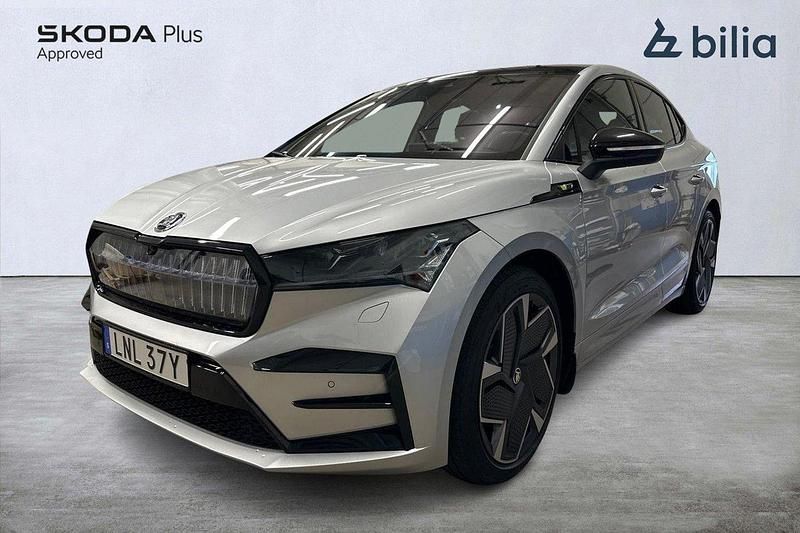 Silver Begagnad 2023 Skoda Enyaq iV RS SUV | 559 500 kr (Dyr) - Bild 1/4