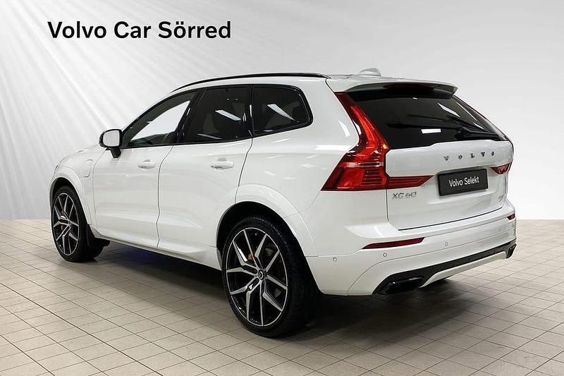 Begagnad Volvo XC60 411 HK (302 kW) 2021 Vit SUV