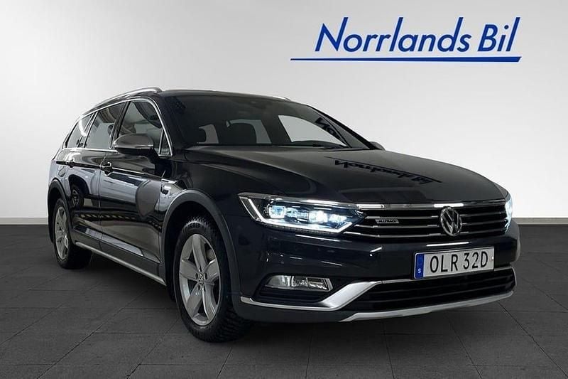 Mangan grey metallic Begagnad 2019 VW Passat Alltrack Kombi | 259 000 kr (Marknadspris) - Bild 1/4