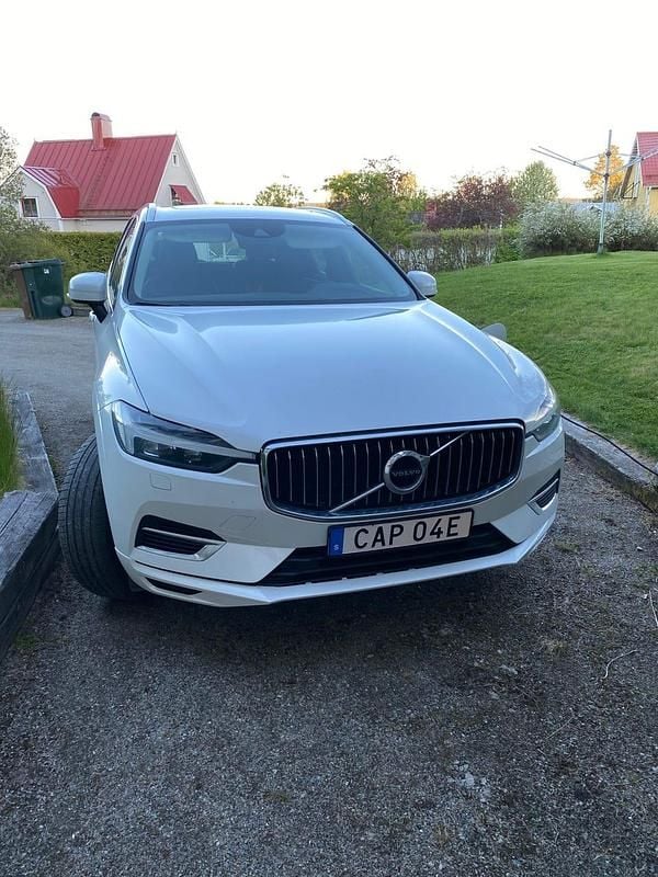 Chrystal white metallic Begagnad 2021 Volvo XC60 SUV | 340 000 kr (Superpris) - Bild 1/3