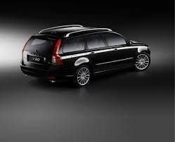 Svart Begagnad 2006 Volvo V50 Kinetic Kombi | 7 500 kr (Superpris) - Bild 1/1