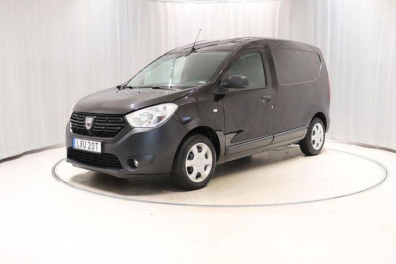 Svart Begagnad 2021 Dacia Dokker Express Van | 98 800 kr (Marknadspris) - Bild 1/4
