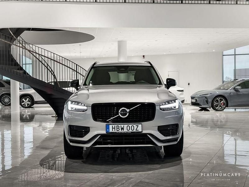 Begagnad Volvo XC90 R-Design 456 HK (335 kW) 2023 Silver dawn SUV