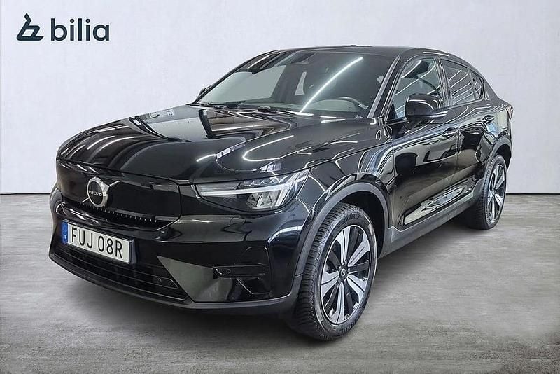 Svart Begagnad 2022 Volvo C40 Core SUV | 319 000 kr (Marknadspris) - Bild 1/3