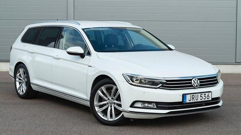 Vit Begagnad 2015 VW Passat GTS Kombi | 144 900 kr (Marknadspris) - Bild 1/4