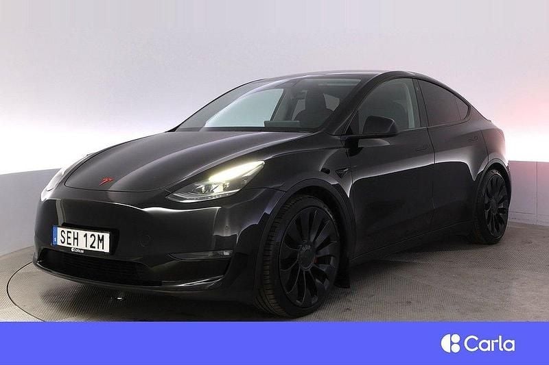 Svart Begagnad 2023 Tesla Model Y Performance SUV | 461 900 kr - Bild 1/4