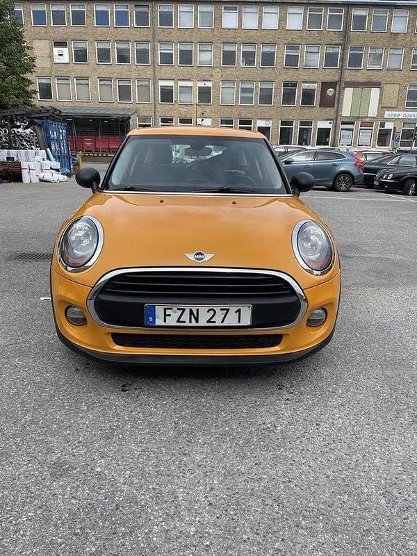 Orange Begagnad 2015 Mini ONE Pepper Halvkombi | 77 500 kr (Bra pris) - Bild 1/4