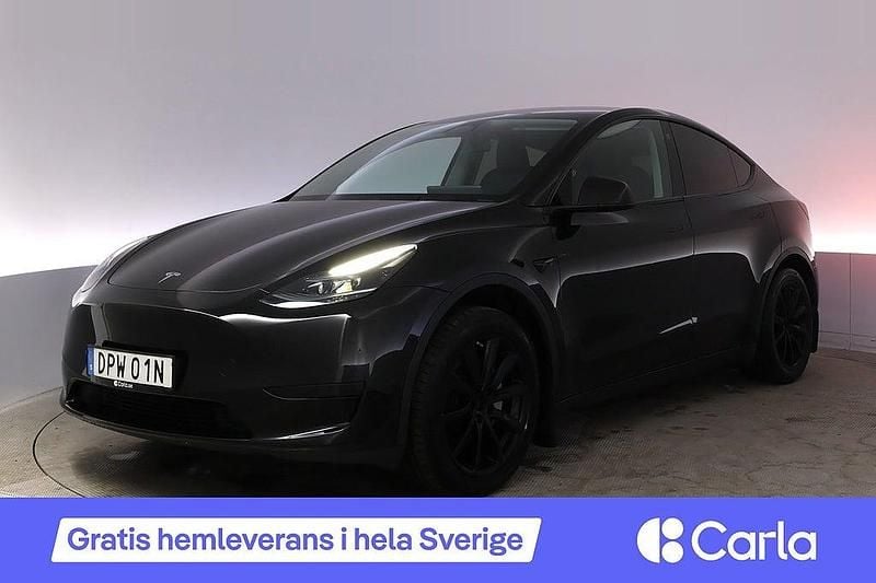 Svart Begagnad 2024 Tesla Model Y Long Range RWD SUV | 413 990 kr (Lite dyr) - Bild 1/4