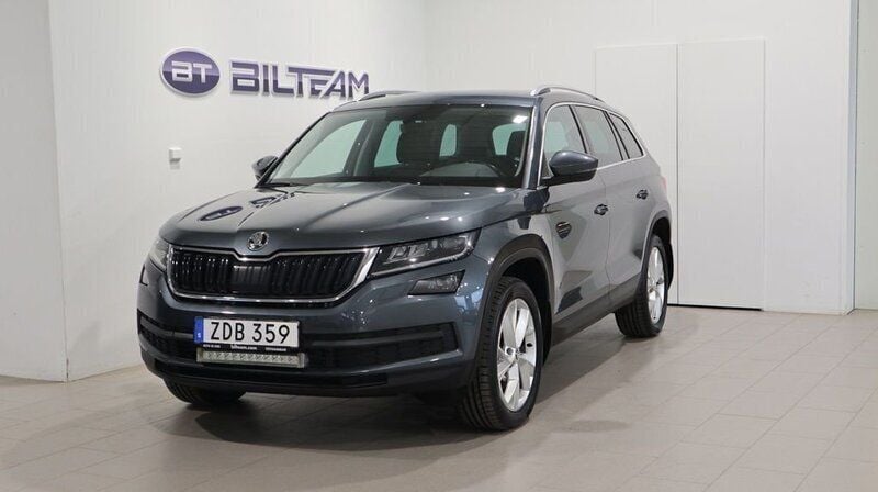 Grå (quartz grey metallic ) Begagnad 2017 Skoda Kodiaq Style SUV | 269 900 kr (Lite dyr) - Bild 1/4
