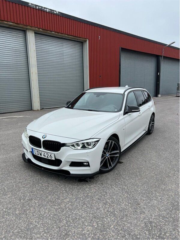 Vit Begagnad 2019 BMW 330 M Sport Kombi | 280 000 kr (Marknadspris) - Bild 1/4