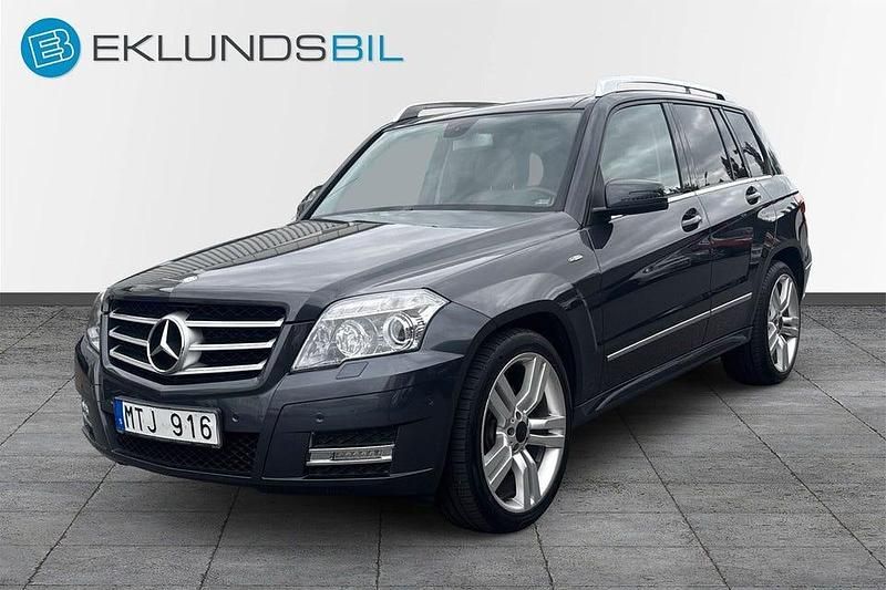 Mörkgrå Begagnad 2012 Mercedes GLK250 SUV | 157 900 kr (Marknadspris) - Bild 1/4