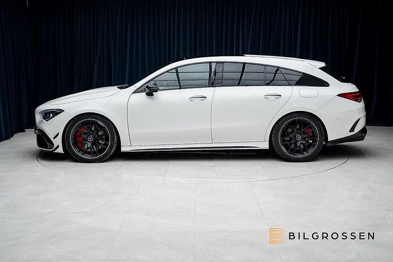 Begagnad Mercedes CLA45 AMG Exclusive 422 HK (310 kW) 2021 Vit Kombi