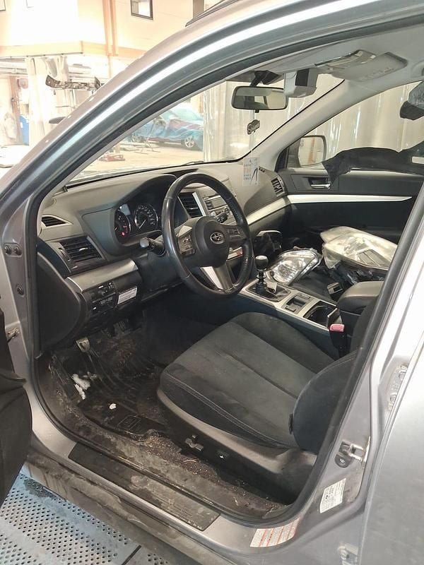 Begagnad Subaru Outback 150 HK (110 kW) 2010 Kombi