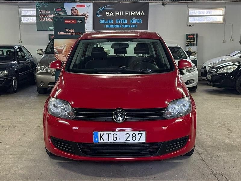Begagnad VW Golf VI 105 HK (77 kW) 2010 Röd Halvkombi
