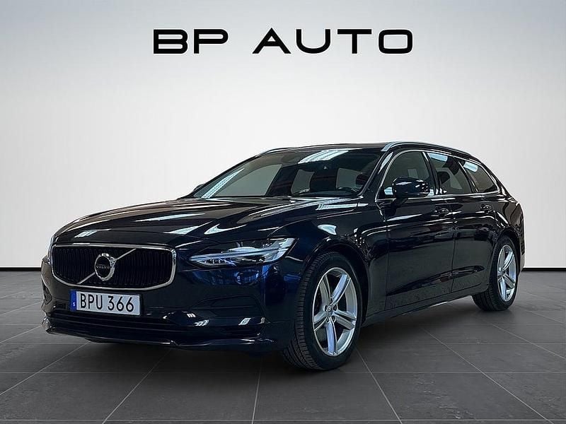 Blå Begagnad 2018 Volvo V90 Momentum Kombi | 249 500 kr (Marknadspris) - Bild 1/4