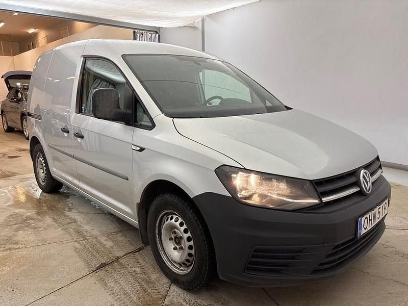 Begagnad VW Caddy 102 HK (75 kW) 2017 Silver Minibuss