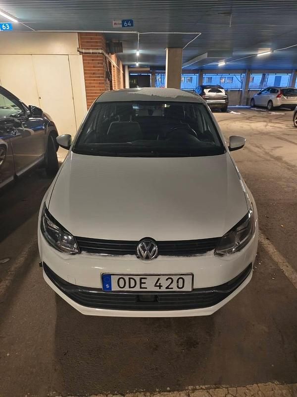 Begagnad VW Polo 90 HK (66 kW) 2016 Halvkombi