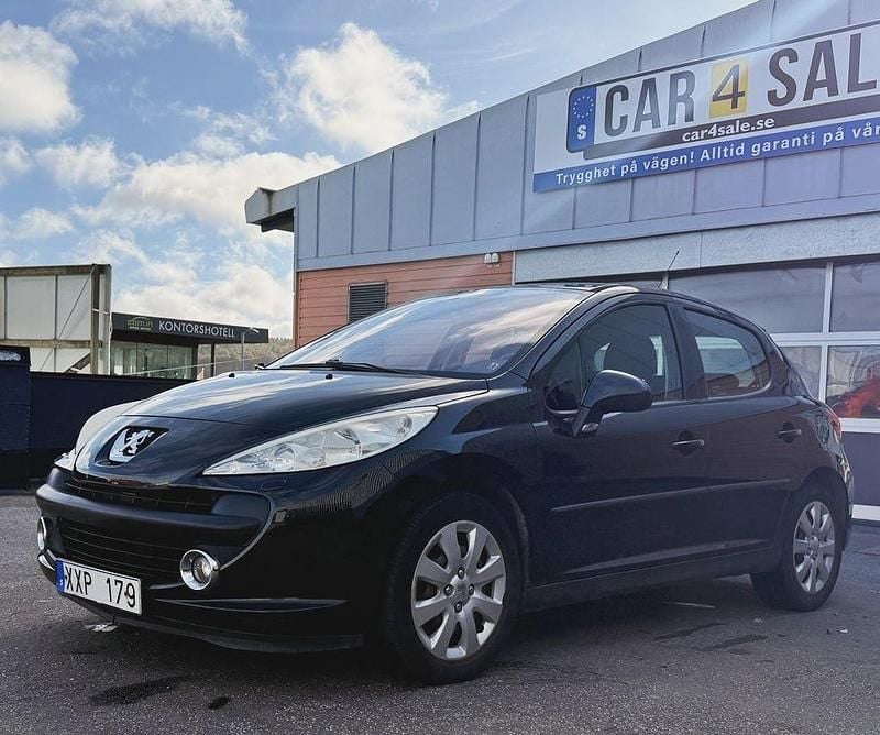 Svart Begagnad 2006 Peugeot 207 Sport Halvkombi | 25 000 kr (Bra pris) - Bild 1/4