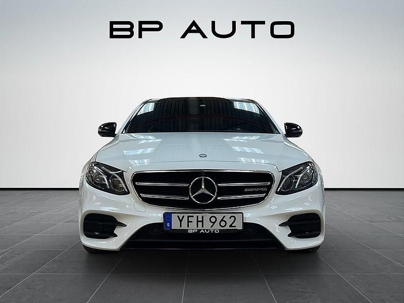 Begagnad Mercedes E220 AMG 195 HK (143 kW) 2016 Vit Sedan