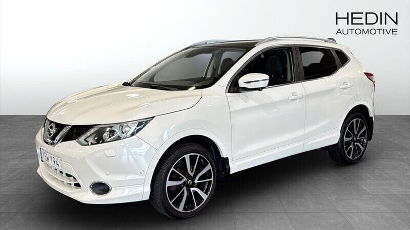 Vit (white) Begagnad 2016 Nissan Qashqai Pack SUV | 154 900 kr - Bild 1/4